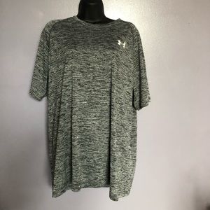 Under Armour grey shirt sleeve work out shirt size XL